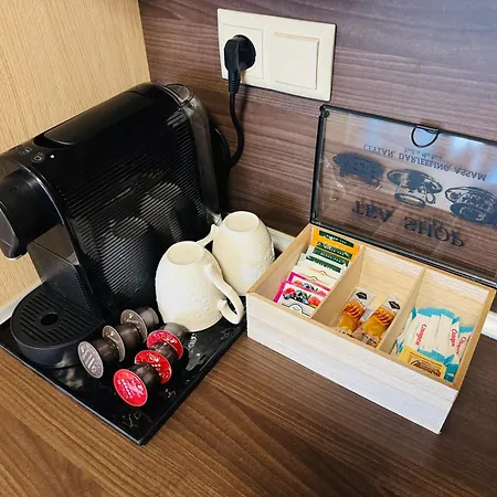 Argisht Palm - ゴールデンサンド